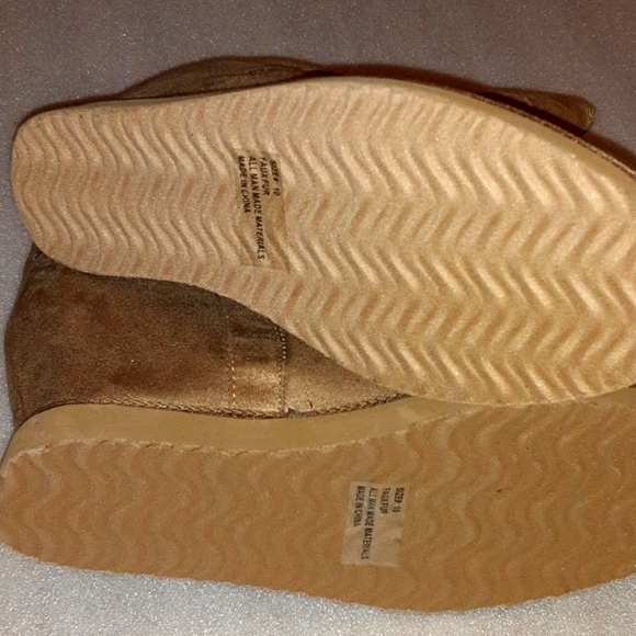 QUPID TAN ANKLE BOOTS WITH SILVER STUD IN SIZE 10 WITH FAUX FUR LINING - Picture 10 of 14